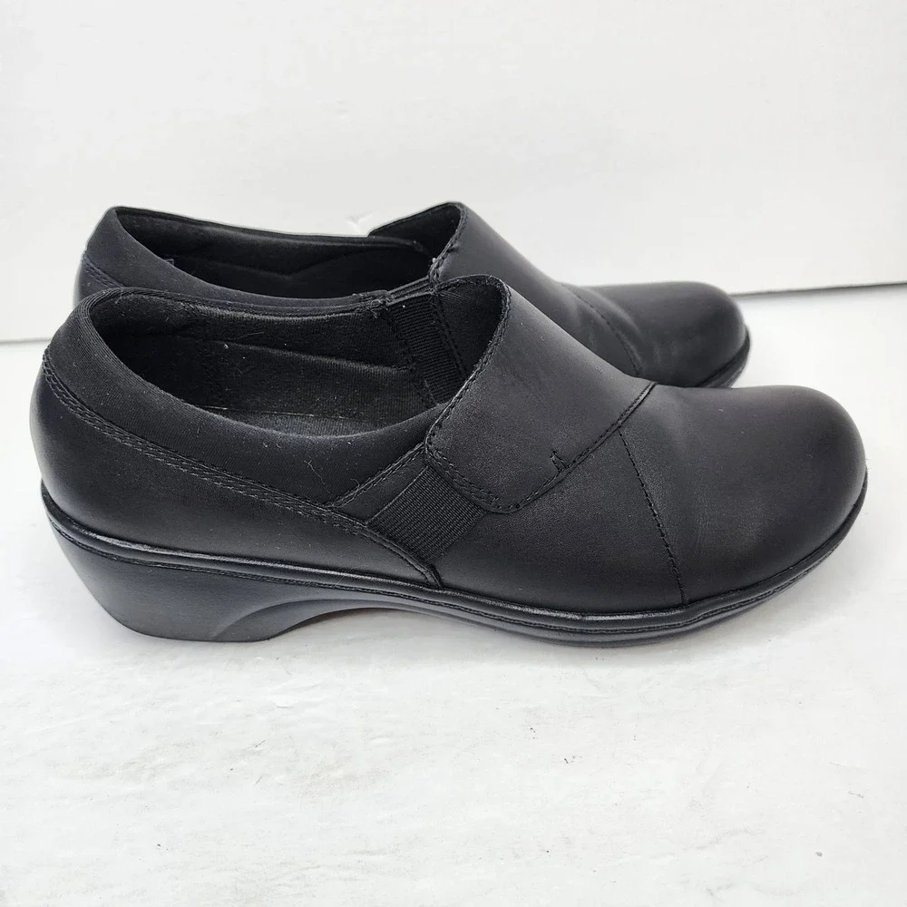 Clarks Slip Resistant Loafers Women 8.5 Black Leather Wedge Work Shoes 26142720
